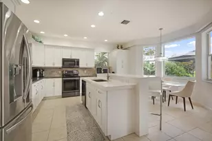 9061 Dupont Pl, Wellington, FL 33414 - Photo 14