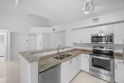 131 Yacht Club Way #307, Hypoluxo, FL 33462 - Photo 12