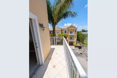 2332 Vintage Drive, Lighthouse Point, FL 33064 - Photo 12