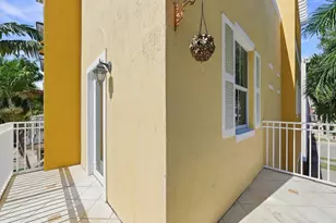 2332 Vintage Dr, Lighthouse Point, FL 33064 - Photo 36