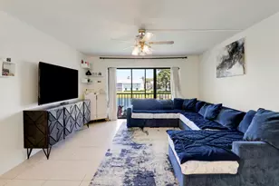 3630 Alder Dr, West Palm Beach, FL 33417 - Photo 10