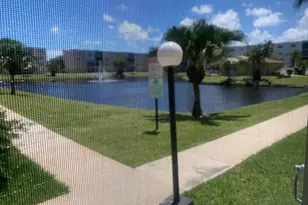 424 SE 10th St, Dania Beach, FL 33004 - Photo 12