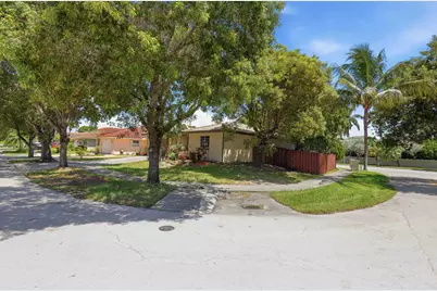 20233 SW 85th Court, Cutler Bay, FL 33189 - Photo 30