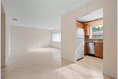 1106 NE 16th Court #2, Fort Lauderdale, FL 33305 - Photo 6