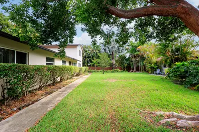 1106 NE 16th Court #2, Fort Lauderdale, FL 33305 - Photo 26