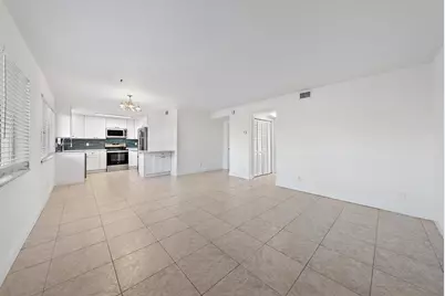 316 Southwind Court #Apt 107, North Palm Beach, FL 33408 - Photo 2