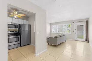 418 Tilford T, Deerfield Beach, FL 33442 - Photo 8
