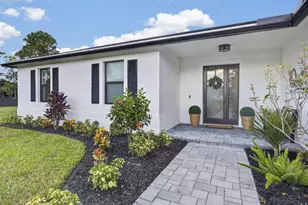 17515 80th St N, The Acreage, FL 33470 - Photo 2