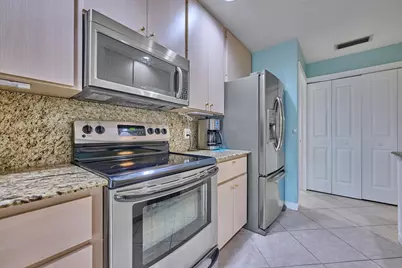 1202 NW Sun Terrace Circle #24D, Port Saint Lucie, FL 34986 - Photo 12