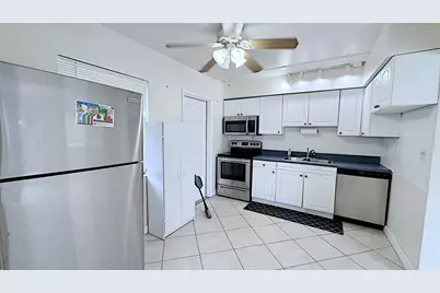 509 SE 2nd Avenue, Dania Beach, FL 33004 - Photo 10