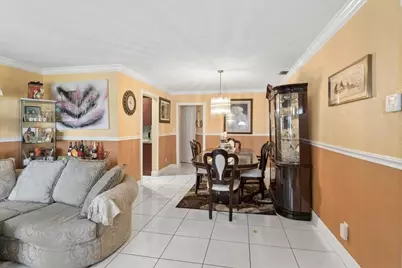 4290 NW 49th Terrace NW, Lauderdale Lakes, FL 33319 - Photo 2