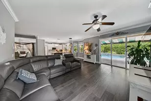 522 Cypress Green Cir, Wellington, FL 33414 - Photo 20