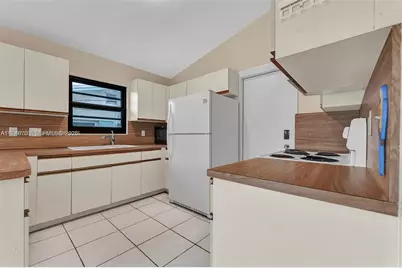 1406 NW 8th Street, Dania Beach, FL 33004 - Photo 12