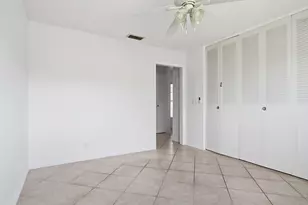 2965 Ashley Dr W, West Palm Beach, FL 33415 - Photo 12