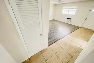 531 27th St, West Palm Beach, FL 33407 - Photo 8