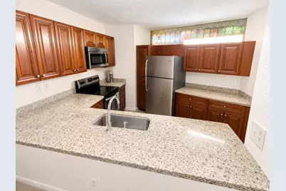 8344 Trent Court #B, Boca Raton, FL 33433 - Photo 4