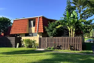 8344 Trent Ct, Boca Raton, FL 33433 - Photo 14