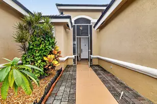 6783 Las Colinas Ct, Lake Worth, FL 33463 - Photo 2