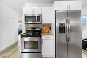 2709 Dewey St, Hollywood, FL 33020 - Photo 10