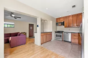 1344 NE 13th Ave, Fort Lauderdale, FL 33304 - Photo 8