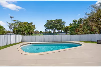405 SW 78th Terrace, North Lauderdale, FL 33068 - Photo 6