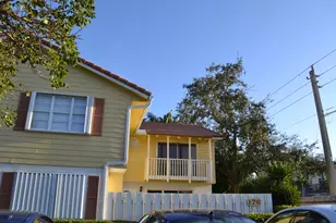 176 Seabreeze Cir, Jupiter, FL 33477 - Photo 2