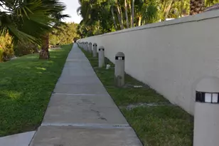 176 Seabreeze Cir, Jupiter, FL 33477 - Photo 22