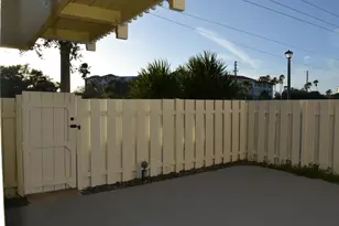 176 Seabreeze Cir, Jupiter, FL 33477 - Photo 4