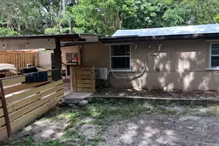 4100 N 32nd Ct, Hollywood, FL 33021 - Photo 2