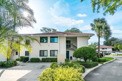 50 Pelican Pointe Drive #2050, Delray Beach, FL 33483 - Photo 2