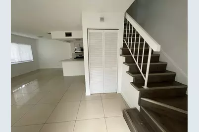 5702 NW 21st Street #32-B, Lauderhill, FL 33313 - Photo 4