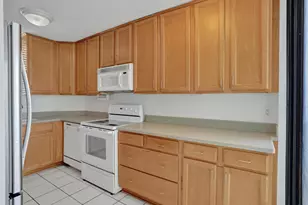 1000 S Ocean Blvd, Pompano Beach, FL 33062 - Photo 10
