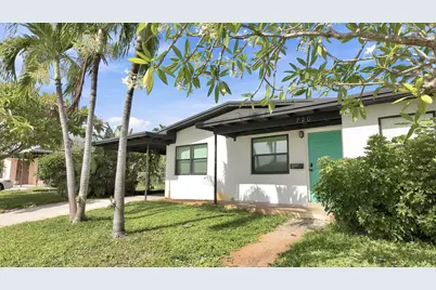 720 S 11th Street, Lantana, FL 33462 - Photo 1