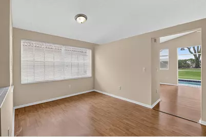 7666 Rockport Circle, Lake Worth, FL 33467 - Photo 10