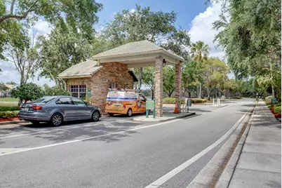 7666 Rockport Circle, Lake Worth, FL 33467 - Photo 34