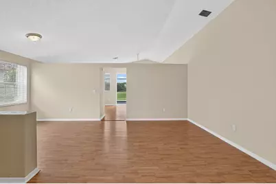 7666 Rockport Circle, Lake Worth, FL 33467 - Photo 16