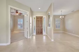 827 SW Grand Reserves Blvd, Port Saint Lucie, FL 34986 - Photo 4