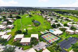 72 Royal Oak Ct, Vero Beach, FL 32962 - Photo 32