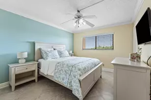 7076 Huntington Ln, Delray Beach, FL 33446 - Photo 14