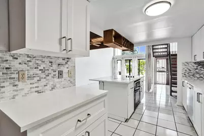 731 E Coco Plum Circle #4, Plantation, FL 33324 - Photo 18