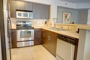 1721 Village Blvd, West Palm Beach, FL 33409 - Photo 14