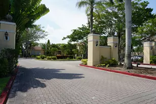 1721 Village Blvd, West Palm Beach, FL 33409 - Photo 32