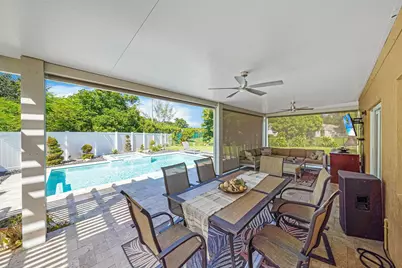 911 SW 87th Avenue, Pembroke Pines, FL 33025 - Photo 20
