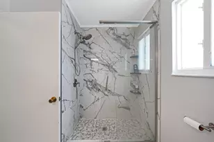 911 SW 87th Ave, Pembroke Pines, FL 33025 - Photo 34