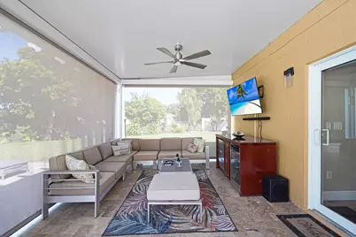 911 SW 87th Avenue, Pembroke Pines, FL 33025 - Photo 16