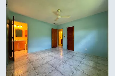 1785 NW 39th Place, Oakland Park, FL 33309 - Photo 20