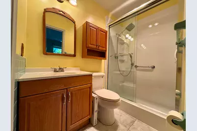 1785 NW 39th Place, Oakland Park, FL 33309 - Photo 22