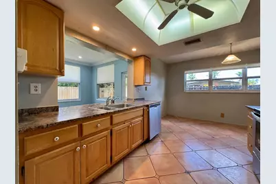 1785 NW 39th Place, Oakland Park, FL 33309 - Photo 10