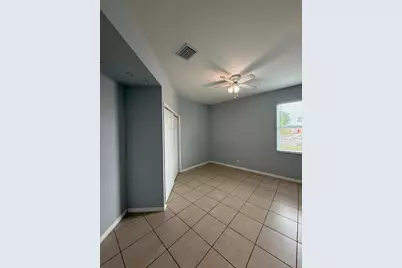 948 SW Jeremko Avenue, Port Saint Lucie, FL 34953 - Photo 10