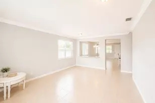 948 SW Jeremko Ave, Port Saint Lucie, FL 34953 - Photo 2